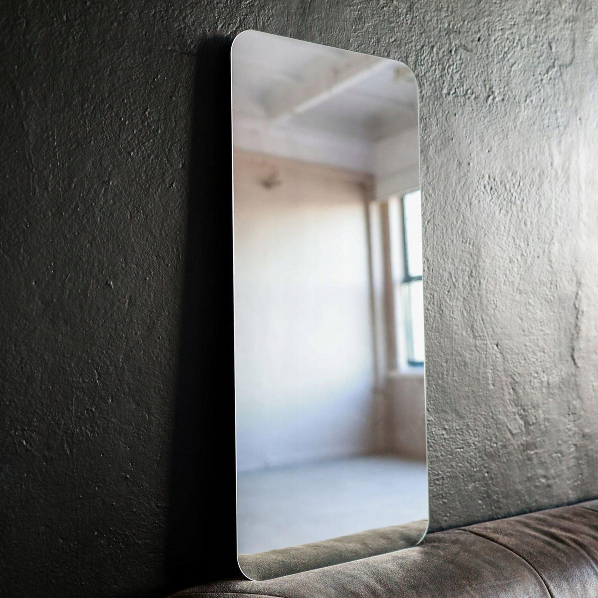 Rechteckiger Wandspiegel CLASSIC – AD-INNOVATION