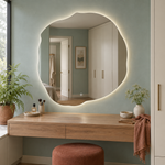 Unregelmäßiger LED-Spiegel FIBONA 90 × 90 cm, rahmenlos, Touchschalter – Produktbild 1