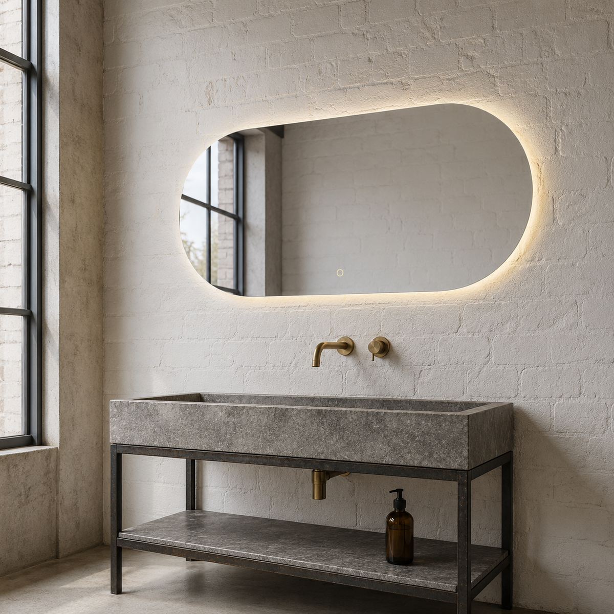 Ovaler LED-Wandspiegel 50 × 40 cm, rahmenlos, Touch-Schalter – Produktbild 2